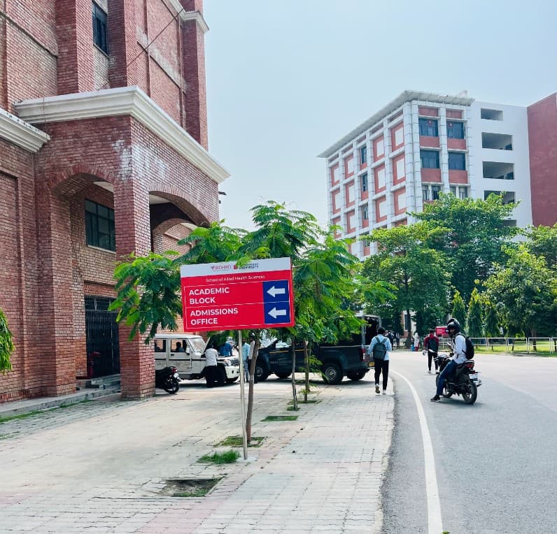 Babu Banarasi Das University Lucknow Campus photo 2